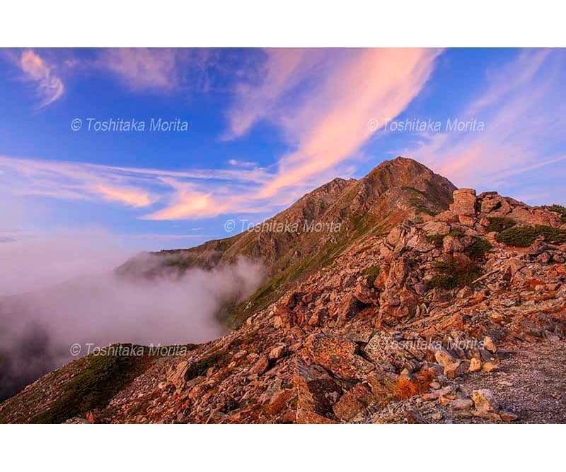 北岳山荘付近より北岳夕景　南アルプス