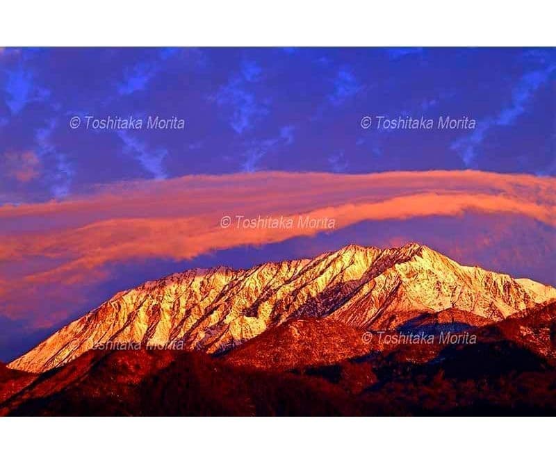 鬼女台から朝焼けの大山